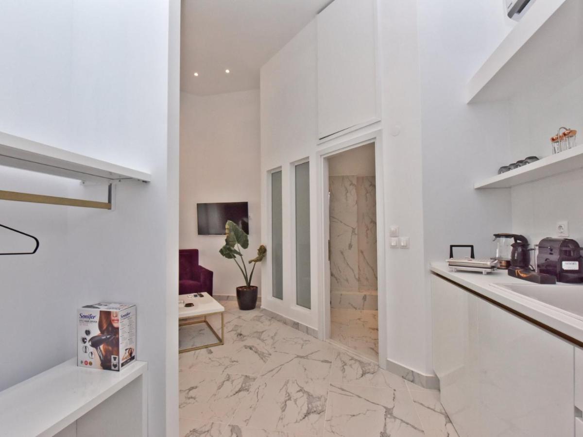 4 Elements Seaside Luxury Suites By Rentalspro Services Nea Moudania Halkidiki Εξωτερικό φωτογραφία